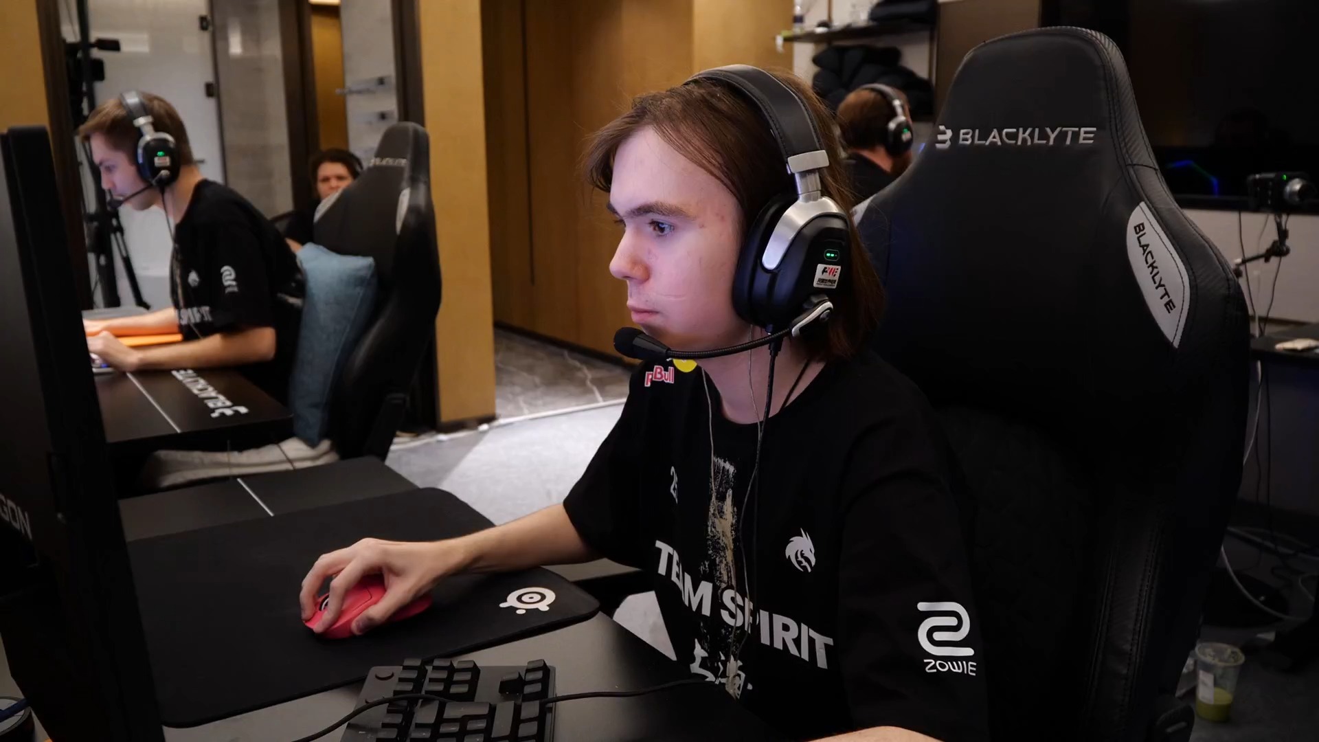 值得注意的 值得注意的