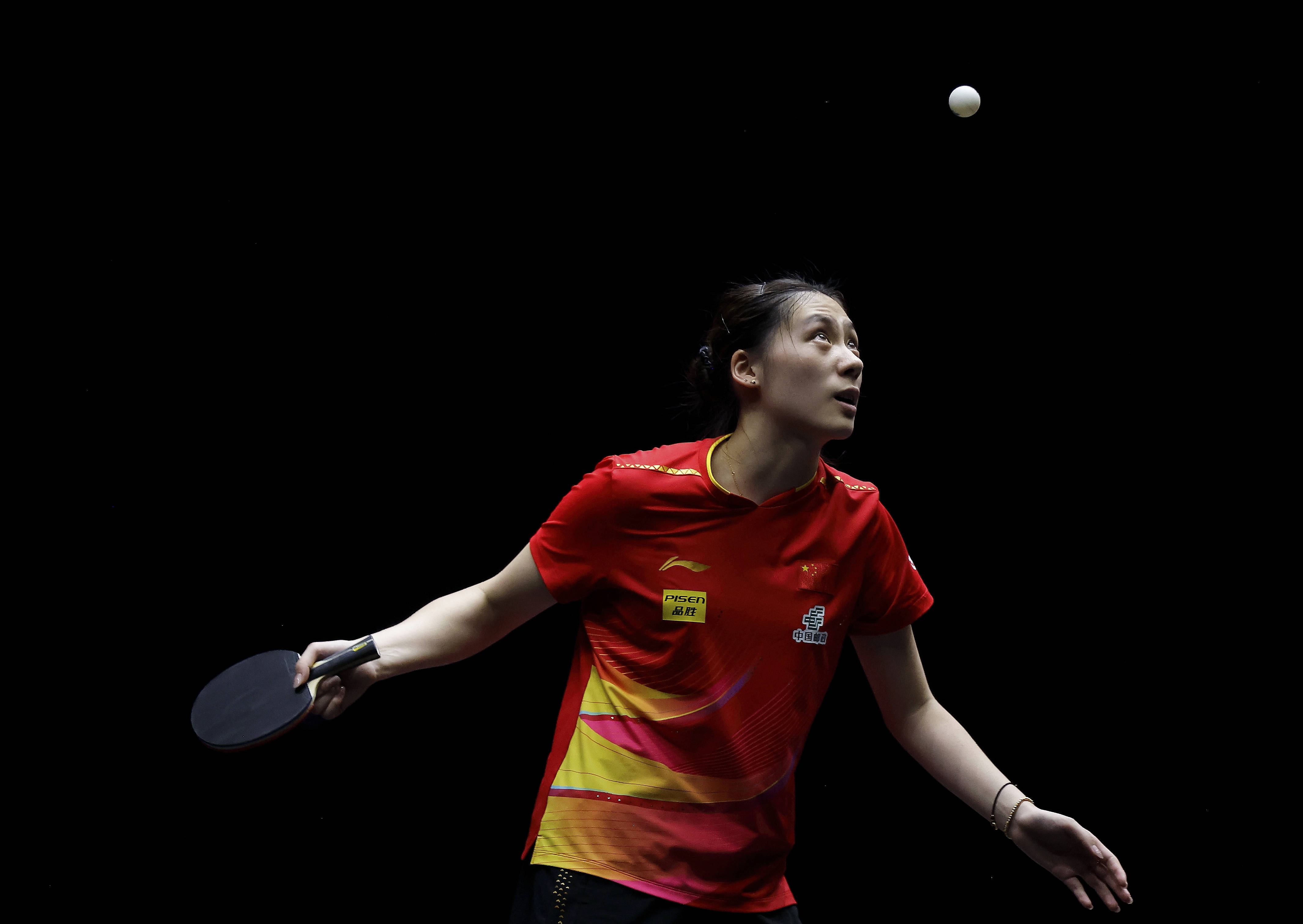 场边平板上 场边平板上